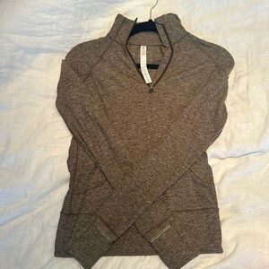 Lululemon ultrasoft Sage Heather Green long sleeve top - Size 2 / XS